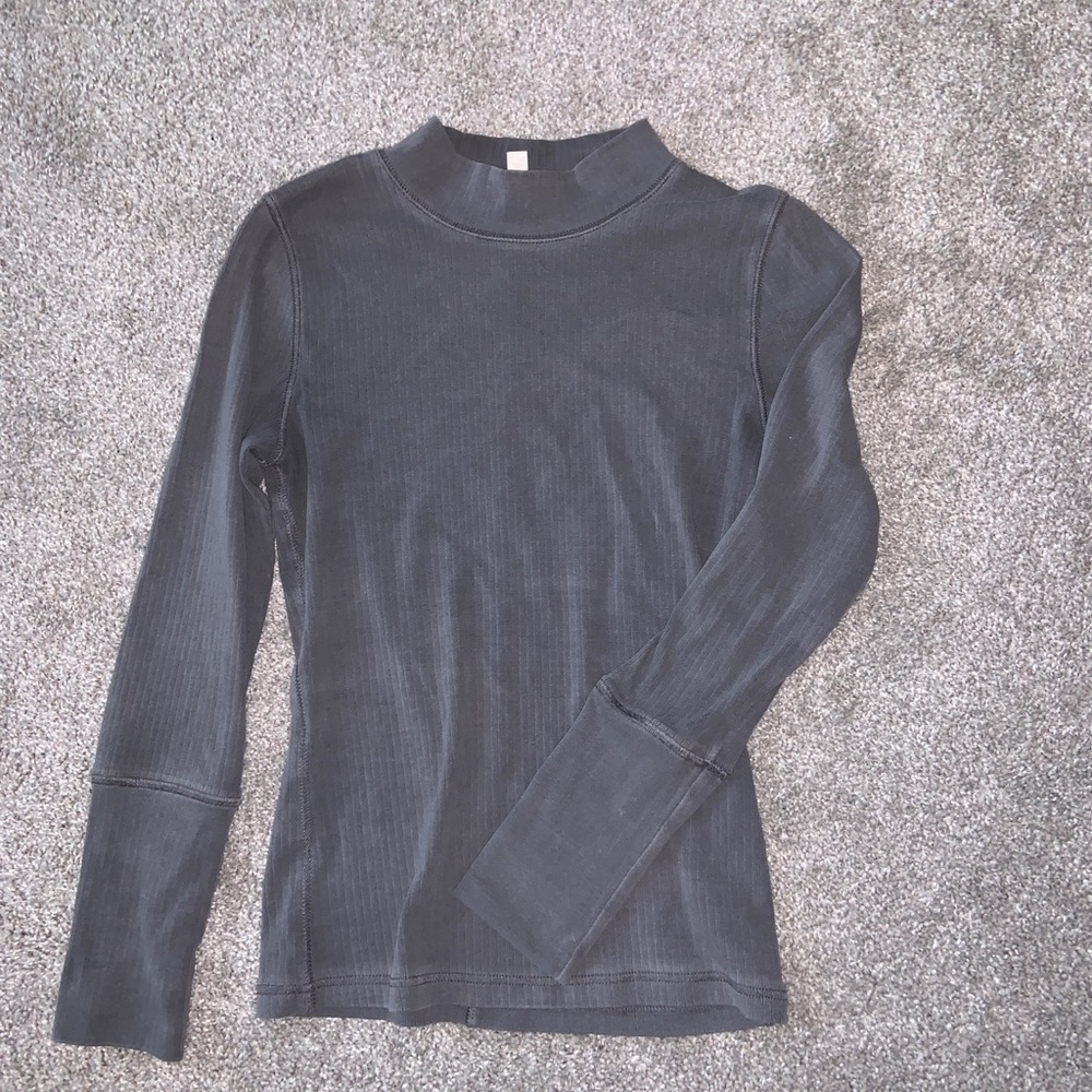 Gray ribbed mock neck top